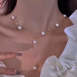 Elegant Gold & Pearl Dangle Fashion Necklace